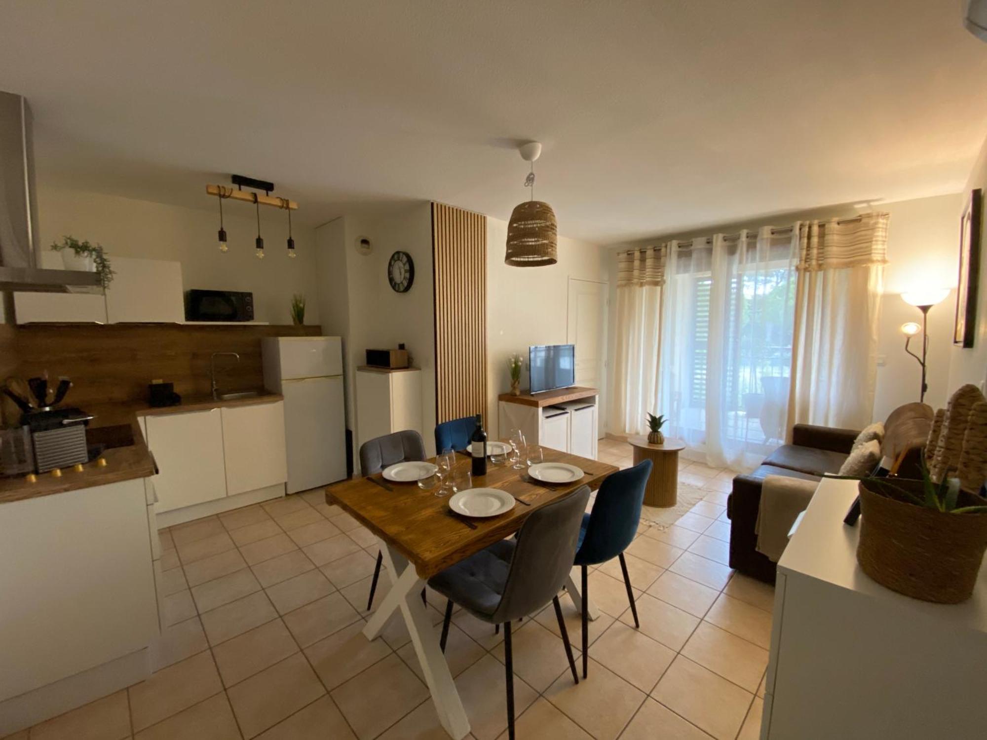 Sejour Evasion A Uzes Apartman Kültér fotó