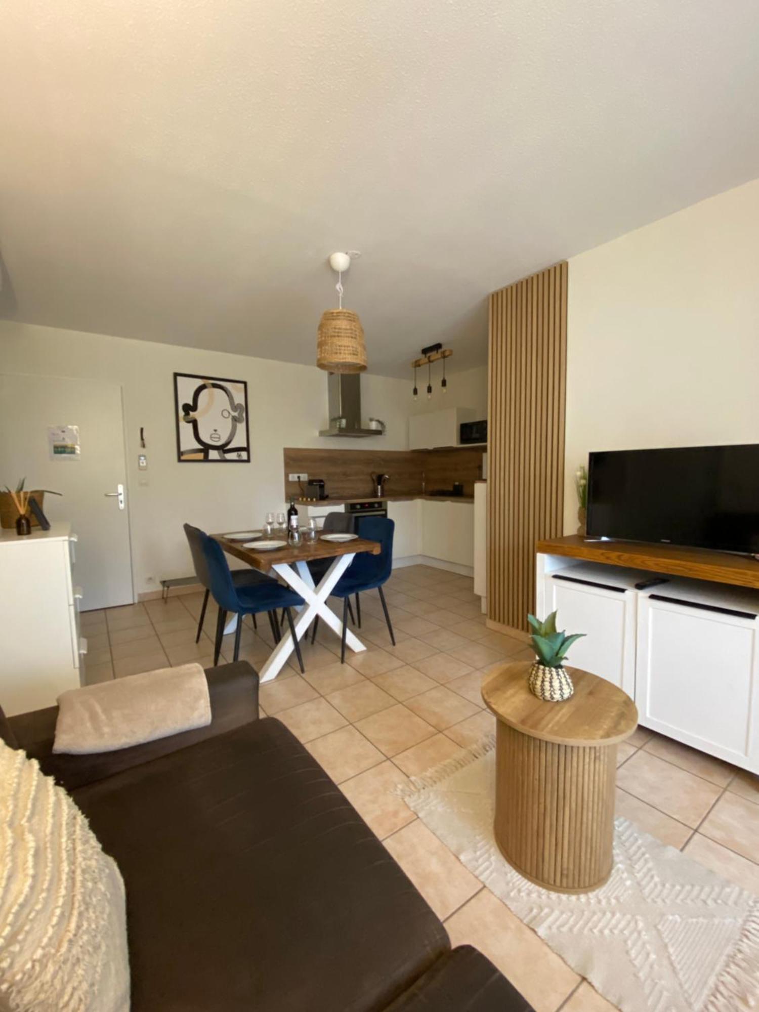 Sejour Evasion A Uzes Apartman Kültér fotó